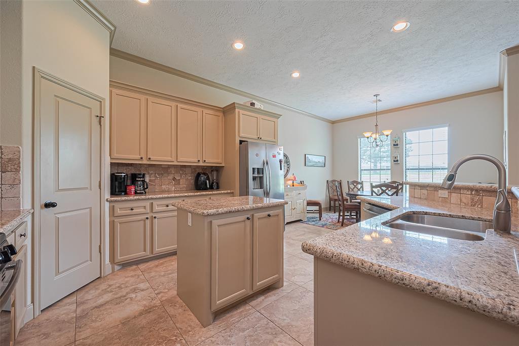 19031 Minero Lane, Montgomery, Texas image 12
