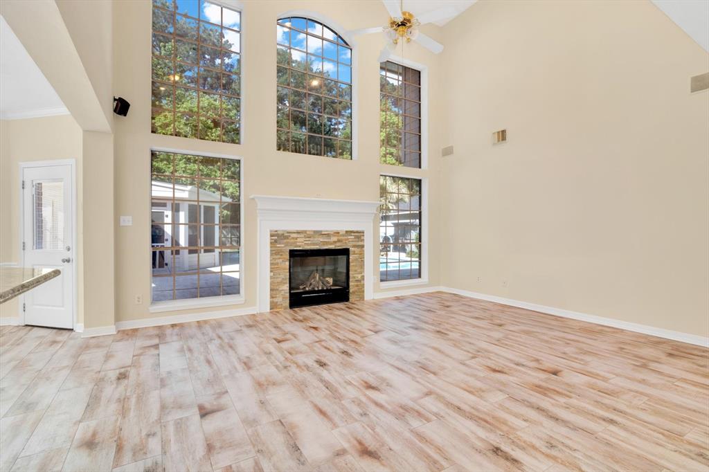 2407 Riverway Oak Drive, Kingwood, Texas image 14