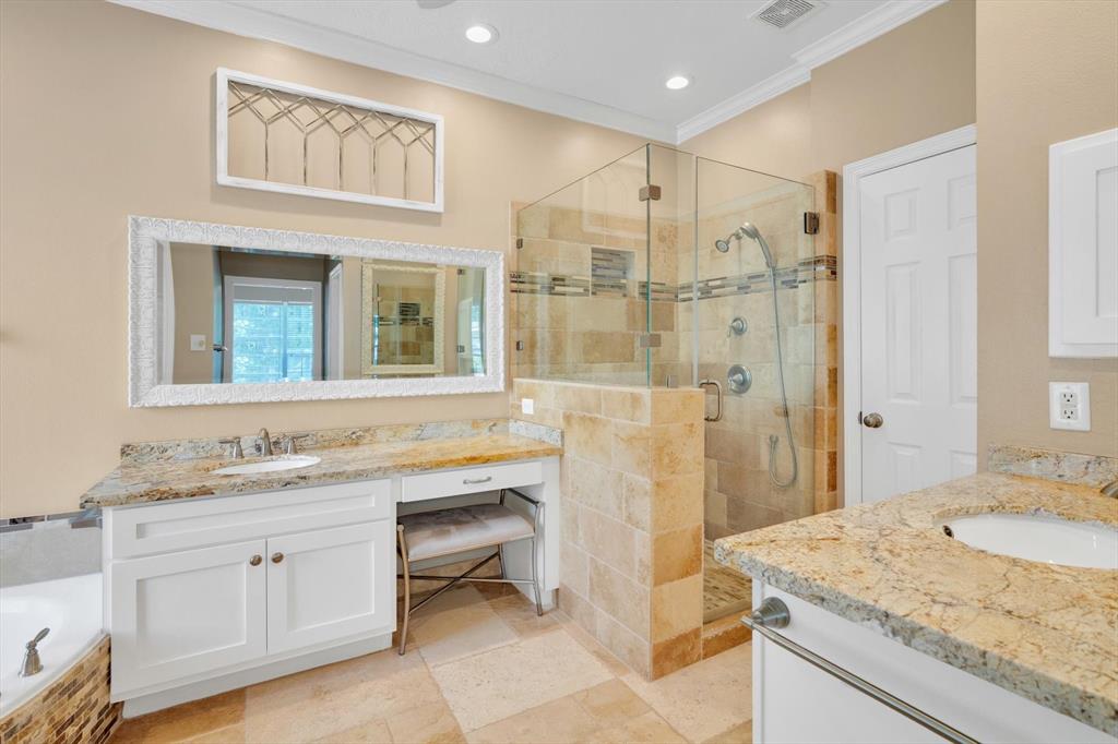 2407 Riverway Oak Drive, Kingwood, Texas image 23