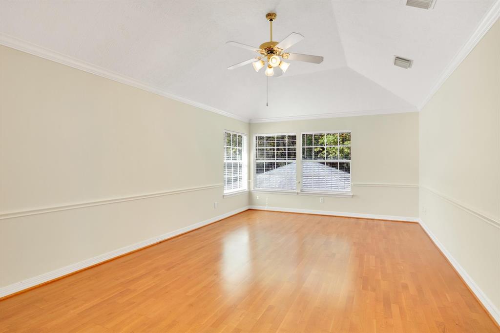 2407 Riverway Oak Drive, Kingwood, Texas image 26