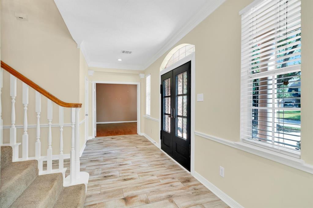2407 Riverway Oak Drive, Kingwood, Texas image 5