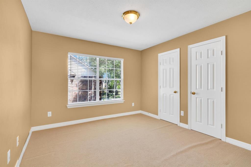 2407 Riverway Oak Drive, Kingwood, Texas image 37