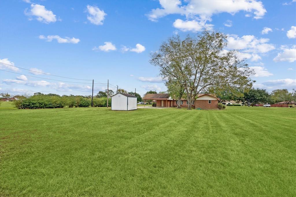 313 Alonzo Street, Prairie View, Texas image 7