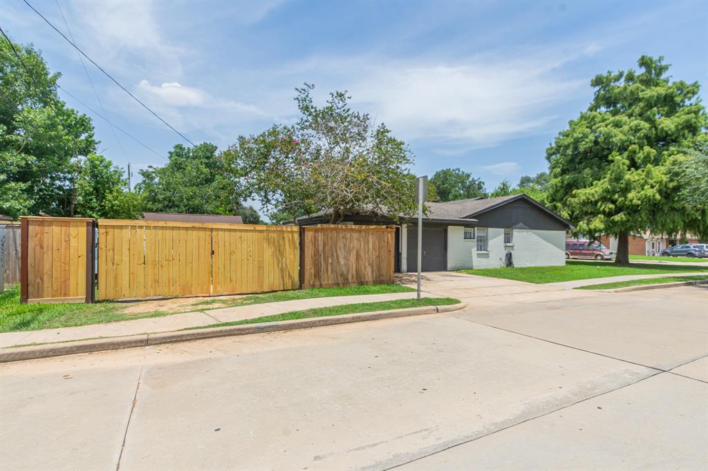 4218 Glacier Lane