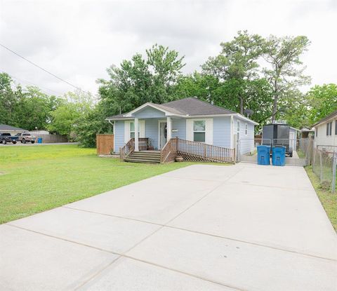 914 Avenue F South Houston TX 77587