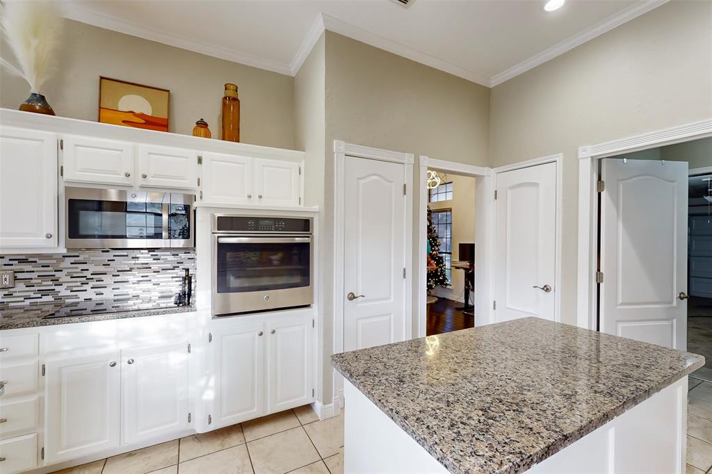 432 Shelby Drive, Burleson, Texas image 16