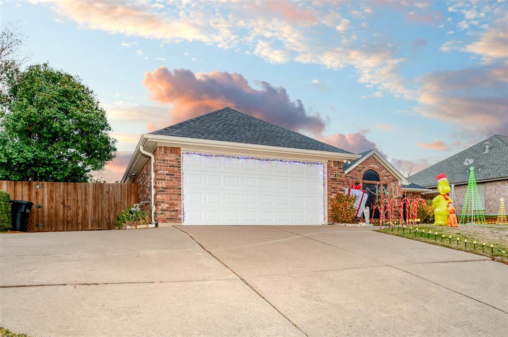 432 Shelby Drive, Burleson, Texas image 3