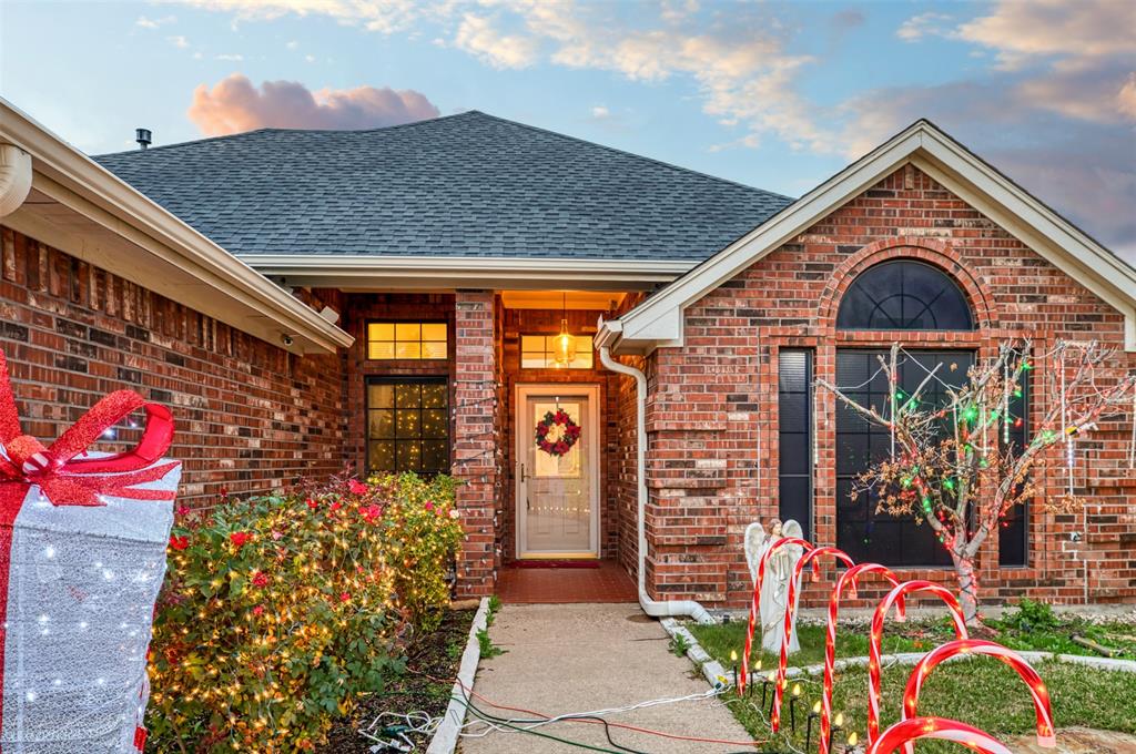 432 Shelby Drive, Burleson, Texas image 4