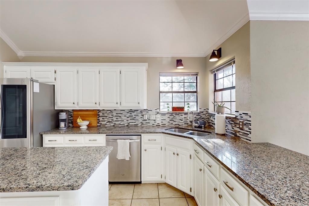 432 Shelby Drive, Burleson, Texas image 15