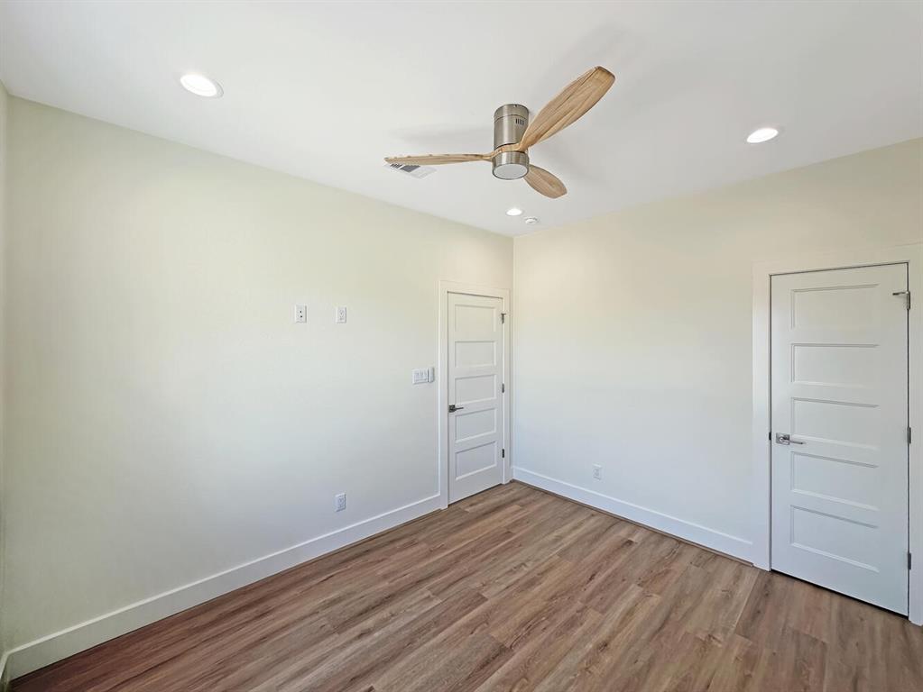 1989 Pedregal Drive, Crystal Beach, Texas image 14