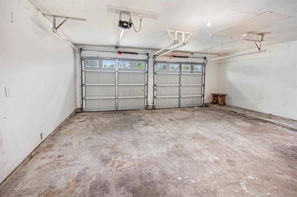 17014 Forest Bend Avenue, Friendswood, Texas image 15