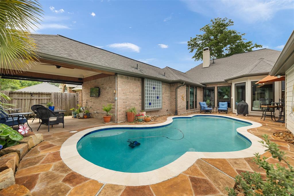 20011 Forest Drive, Spring, Texas image 34