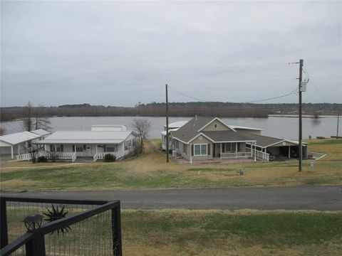 A home in Onalaska