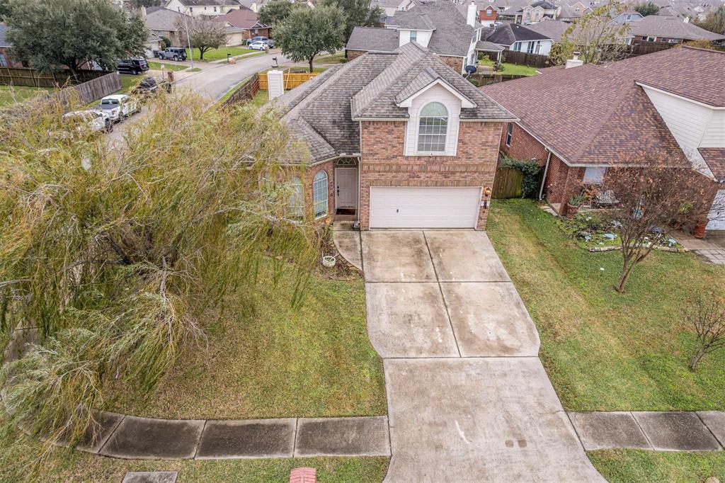 154 Horn Court, Baytown, Texas image 3