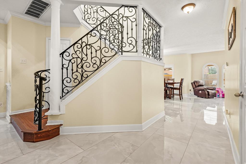 7411 Shady Arbour Court