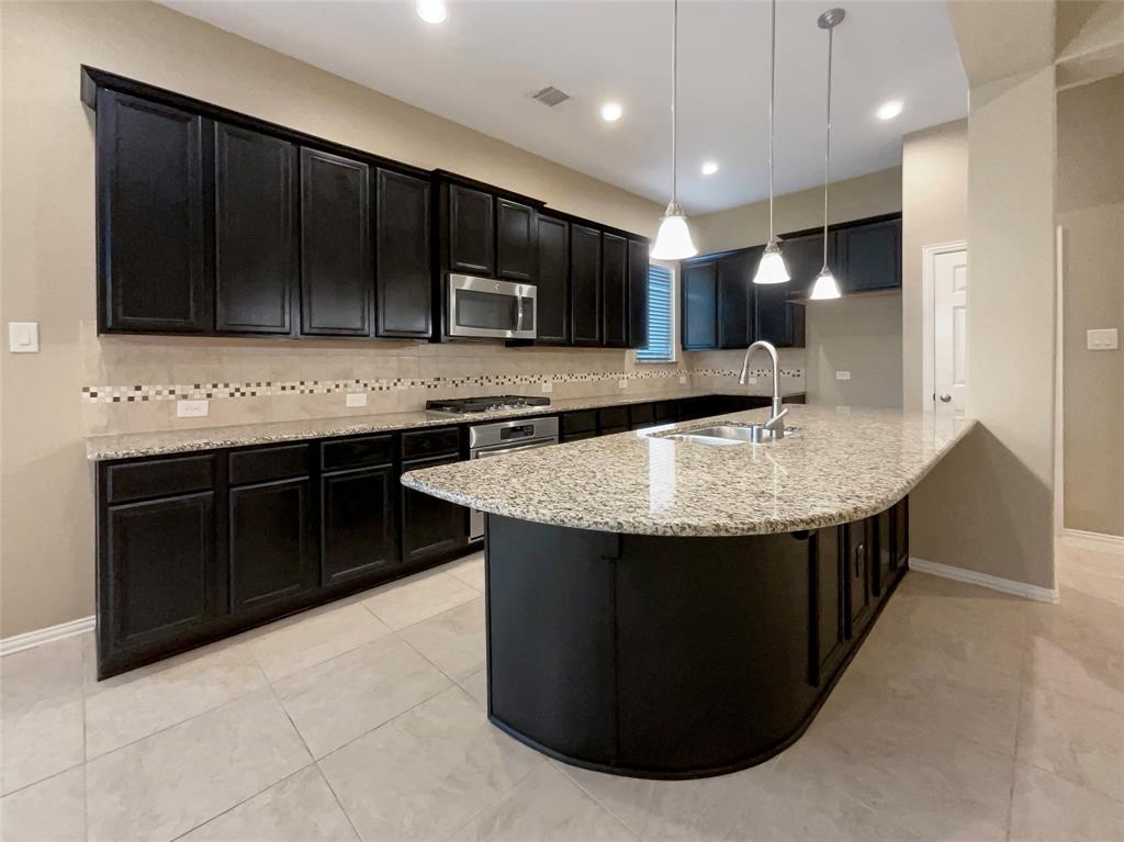 13101 Spear Trail Court, Rosharon, Texas image 6