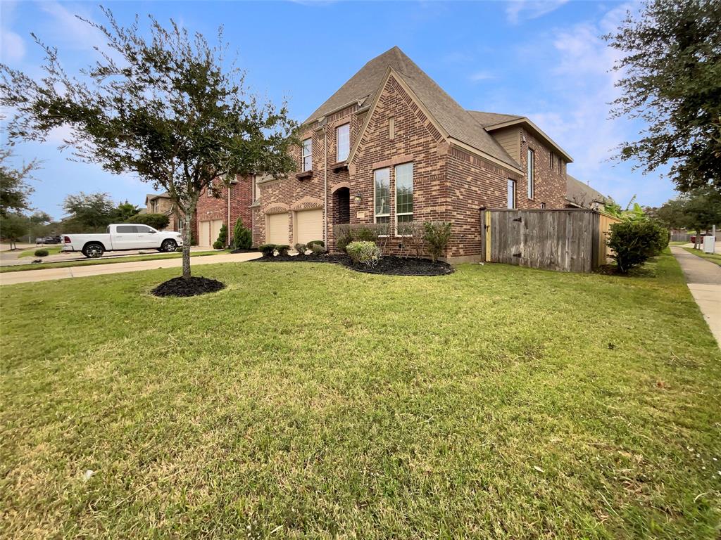 13101 Spear Trail Court, Rosharon, Texas image 9