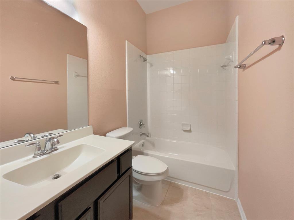 13101 Spear Trail Court, Rosharon, Texas image 16