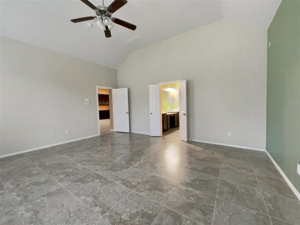13101 Spear Trail Court, Rosharon, Texas image 5