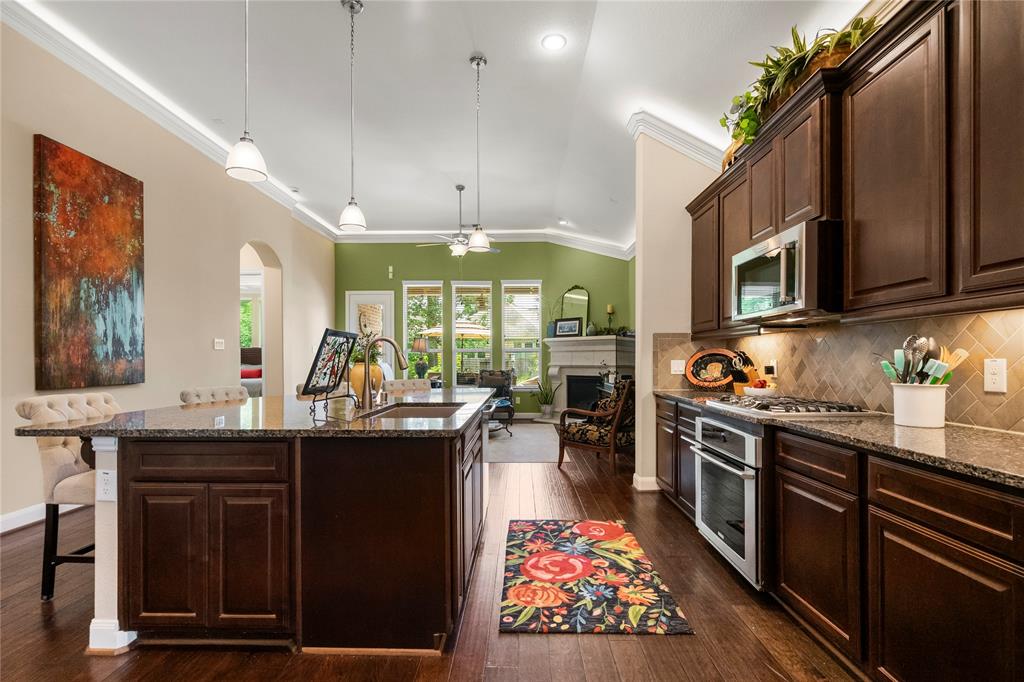 23410 Reynolds Pond Drive, New Caney, Texas image 11