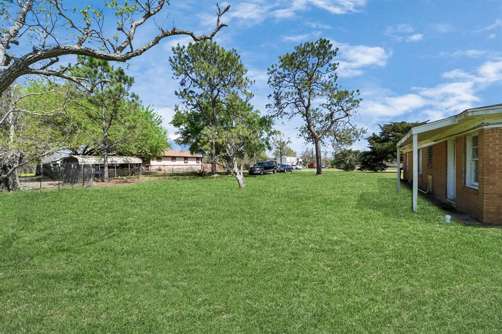 6204 Highway 6, Hitchcock, Texas image 30