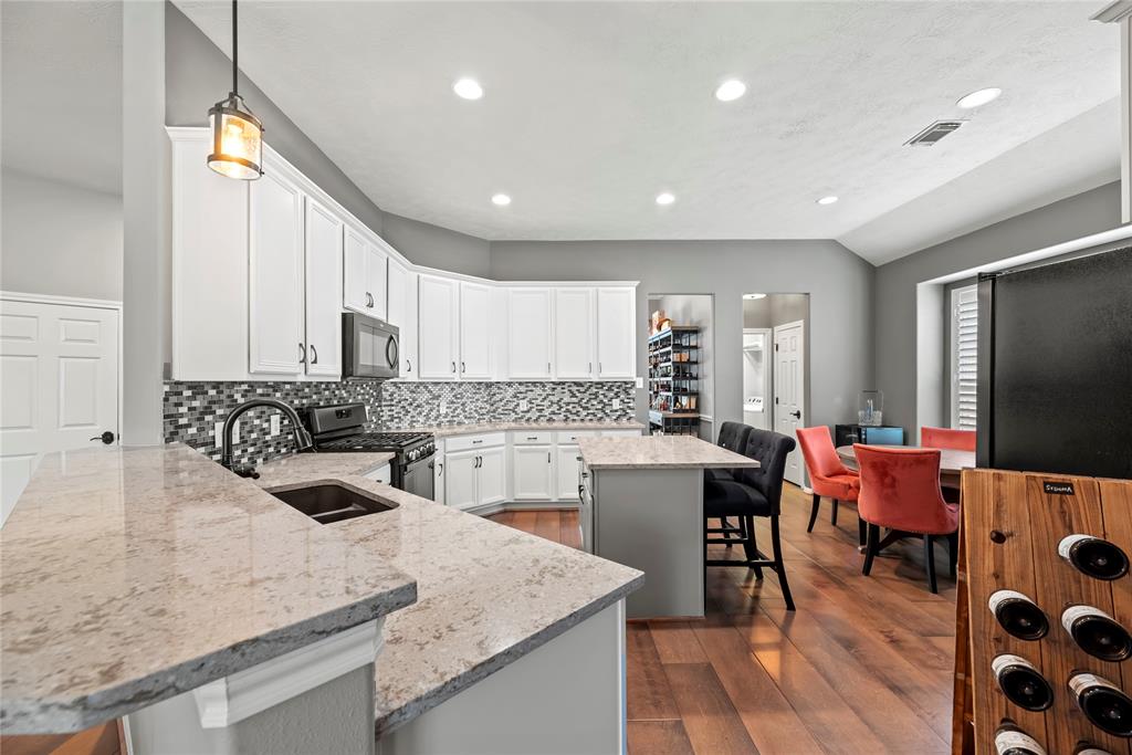14911 E Lime Blossom Court, Cypress, Texas image 10