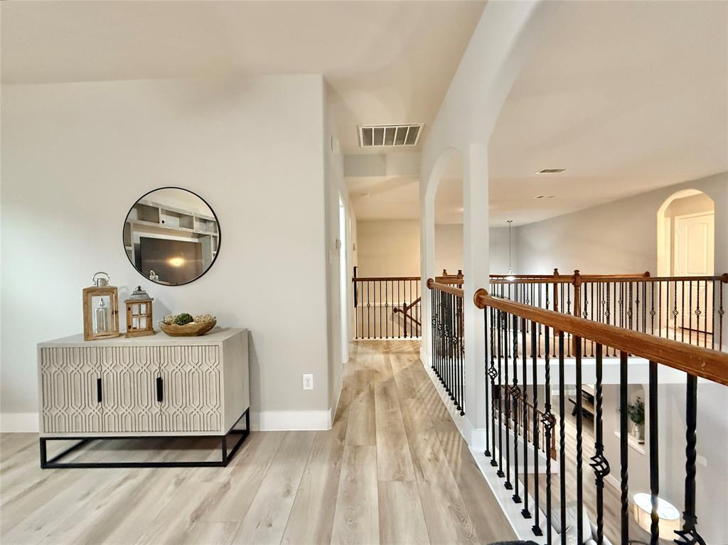 210 Black Swan Place, The Woodlands, Texas image 31