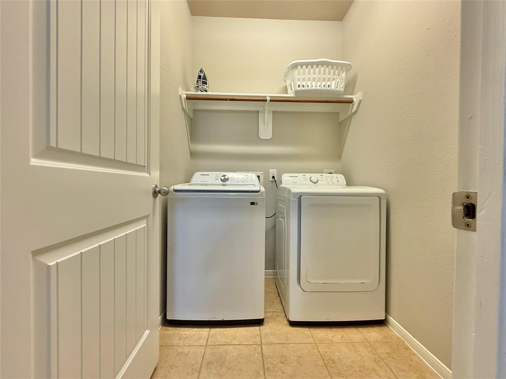 210 Black Swan Place, The Woodlands, Texas image 28