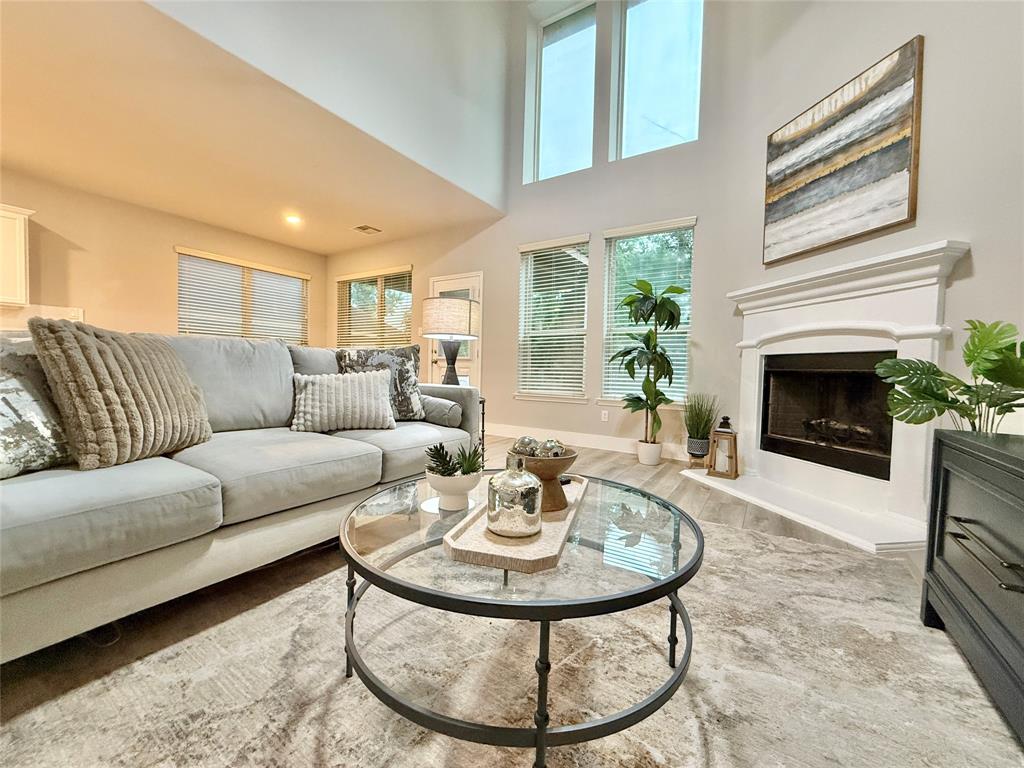 210 Black Swan Place, The Woodlands, Texas image 10