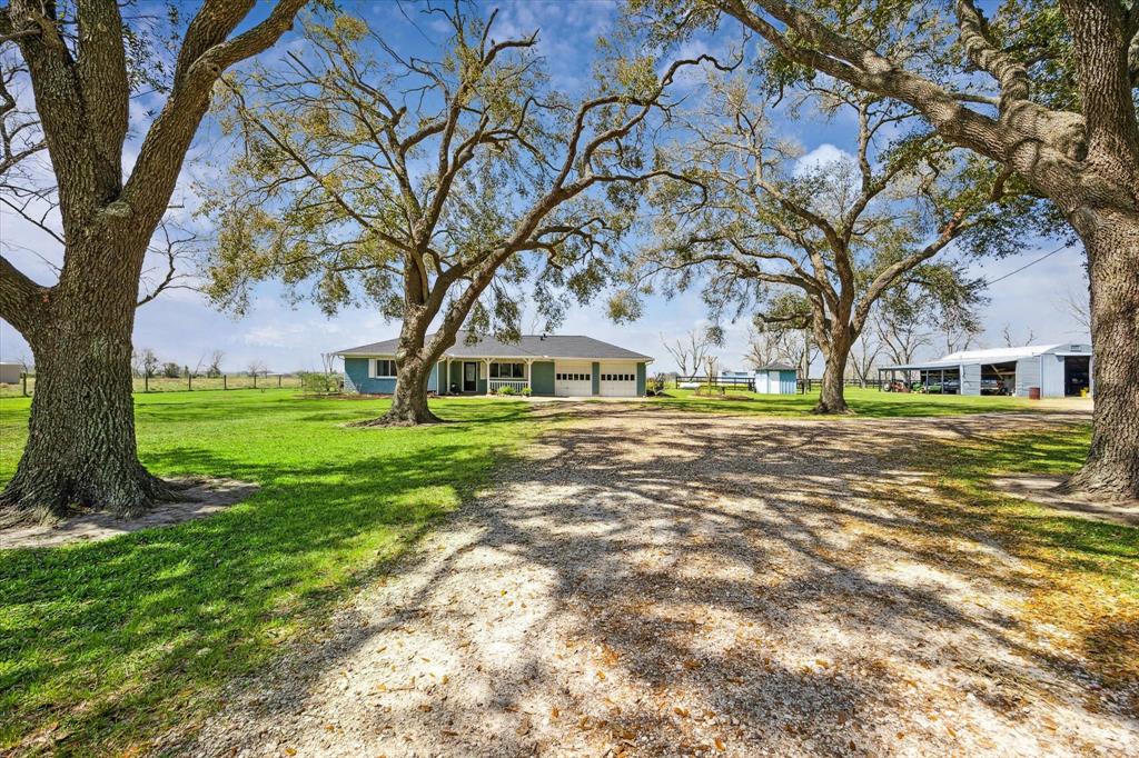 625 County Road 340, Angleton, Texas image 3