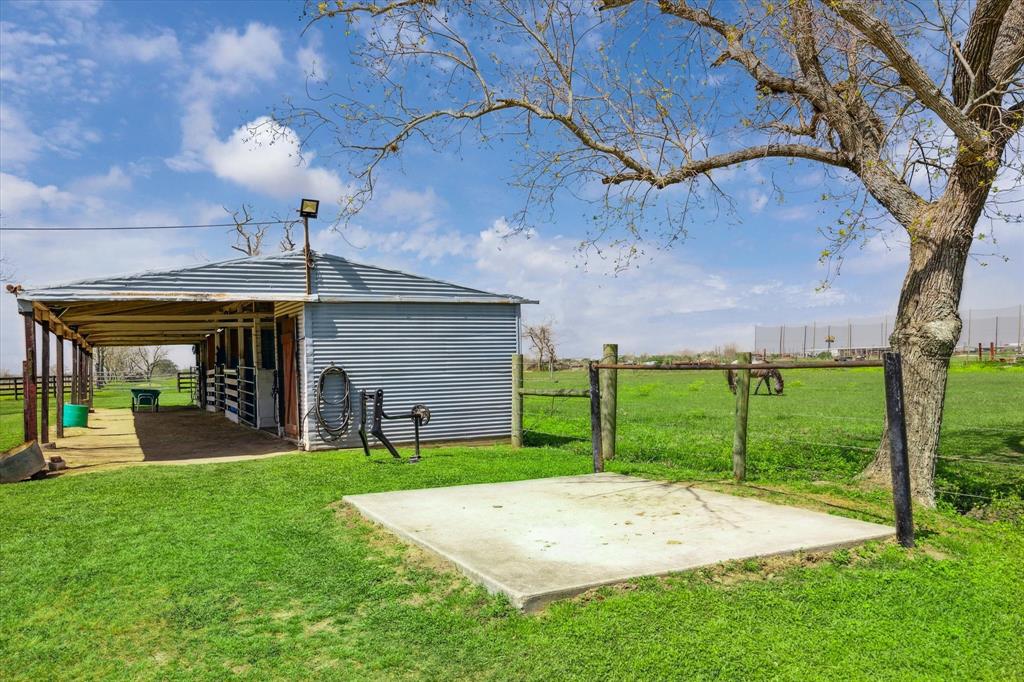 625 County Road 340, Angleton, Texas image 19