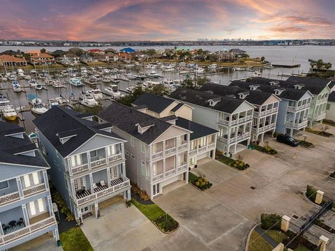 A home in Kemah