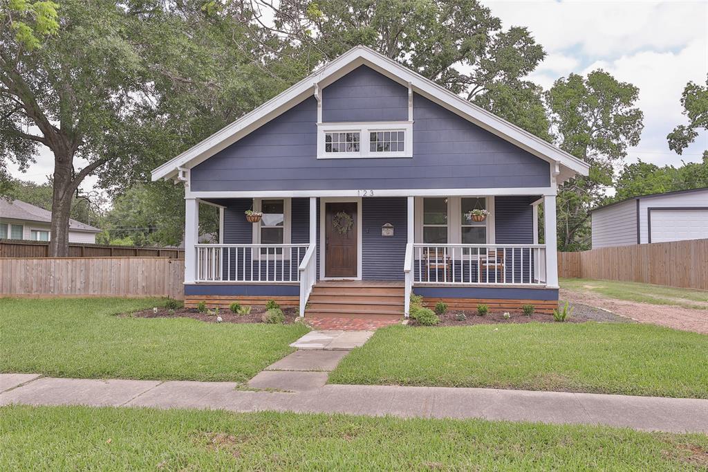 123 6th Street, Sugar Land, Texas image 1