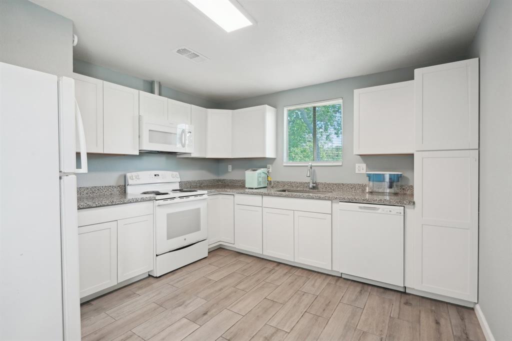 8412 Avenue L, Santa Fe, Texas image 43