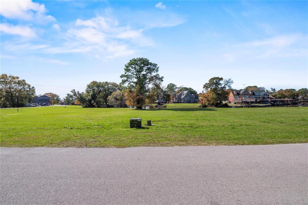 60 Wildwood Lake Drive, Huntsville, Texas image 6
