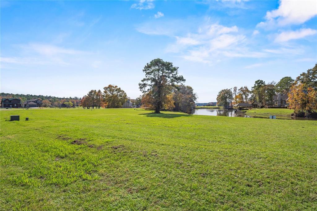 60 Wildwood Lake Drive, Huntsville, Texas image 7