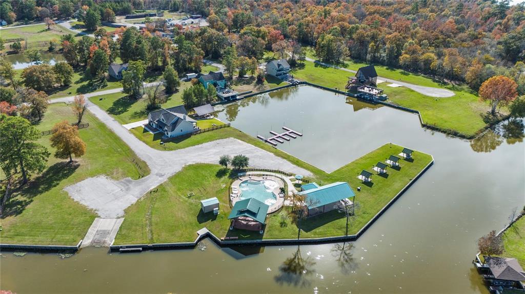 60 Wildwood Lake Drive, Huntsville, Texas image 34