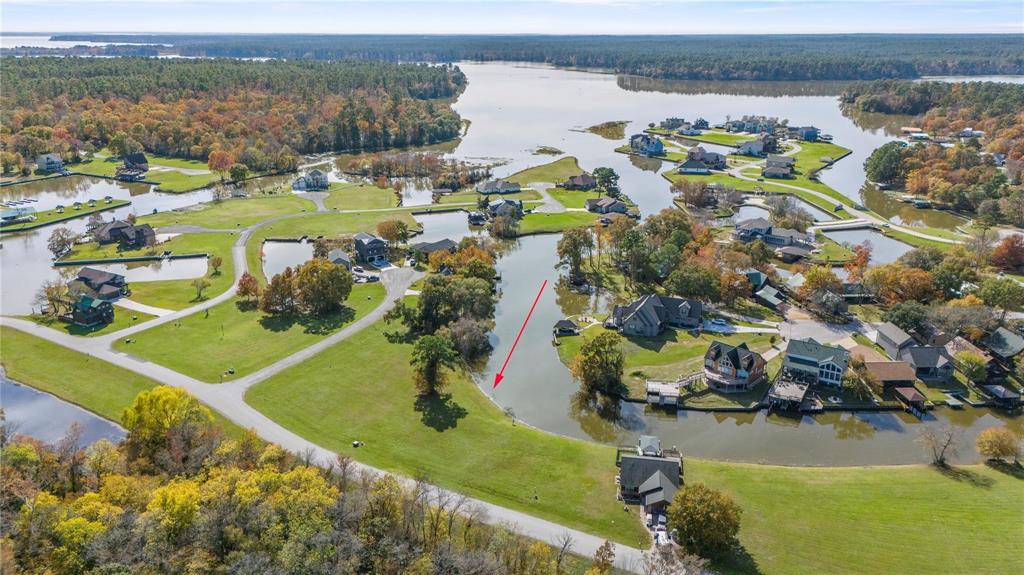 60 Wildwood Lake Drive, Huntsville, Texas image 23