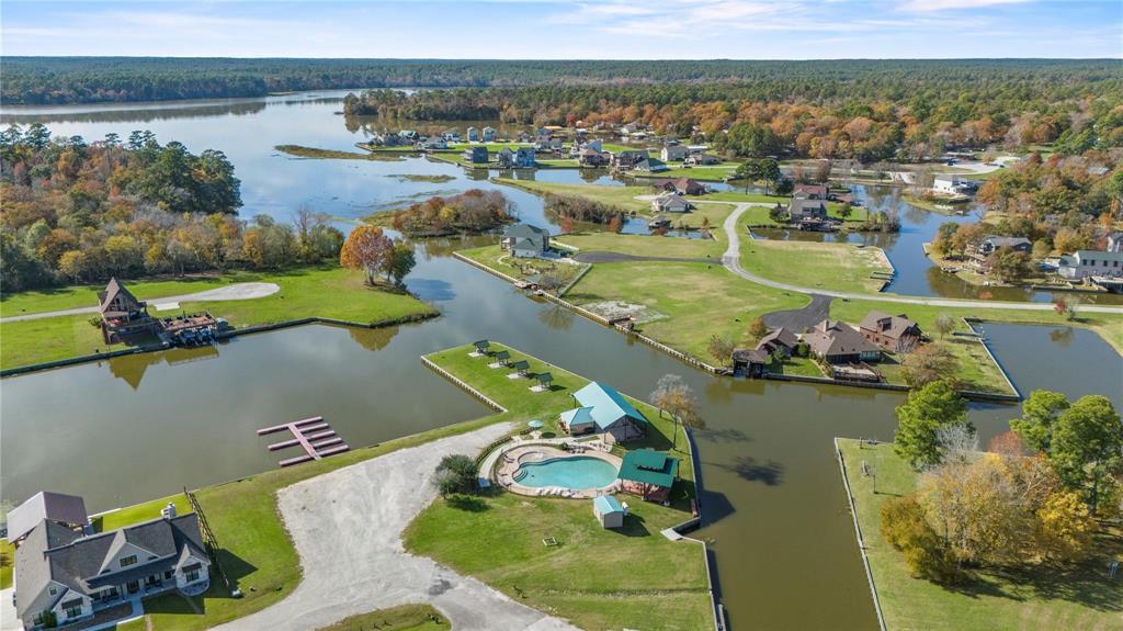 60 Wildwood Lake Drive, Huntsville, Texas image 36