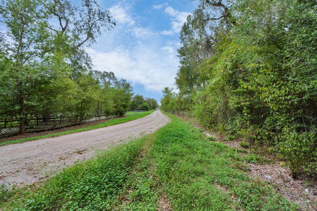 Mangum Road, Hungerford, Texas image 41