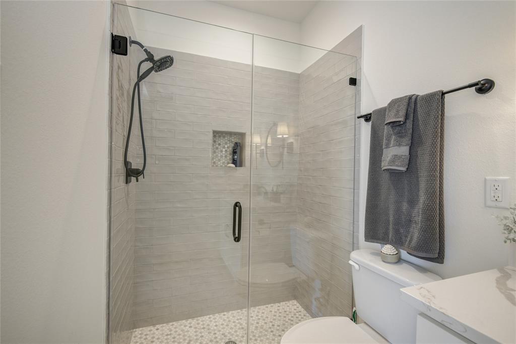 818 Fisher Street, Houston, Texas image 32