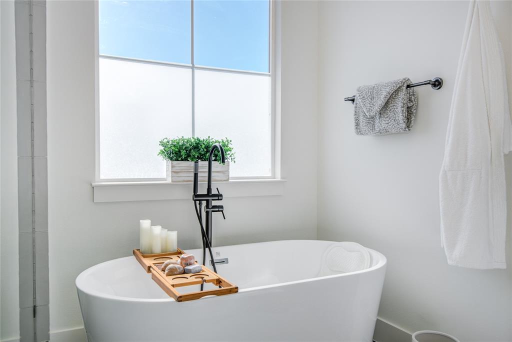 818 Fisher Street, Houston, Texas image 30