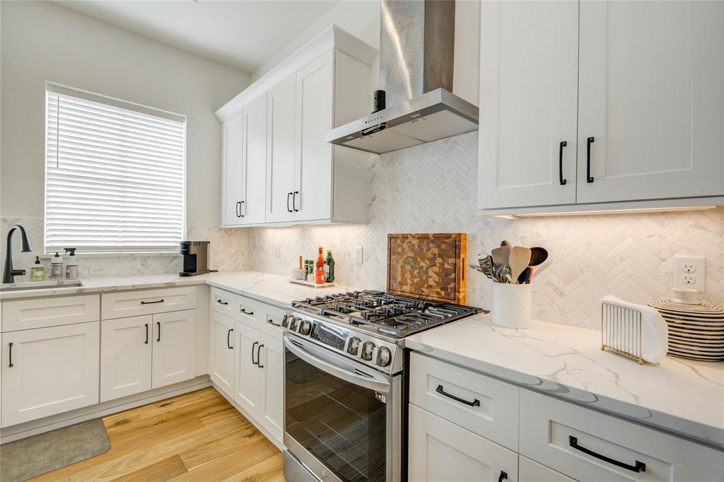 818 Fisher Street, Houston, Texas image 19