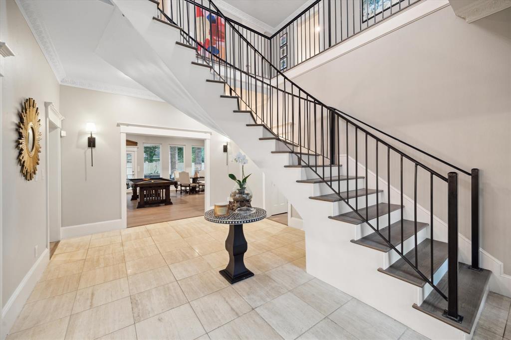8703 Chelmsford Lane