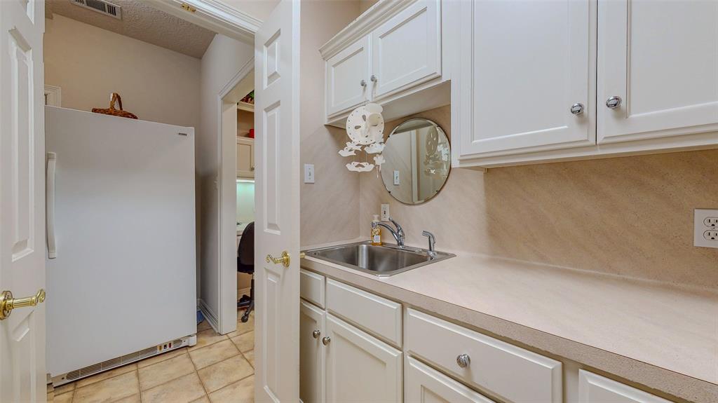 2425 N Bourque Drive, Nederland, Texas image 20
