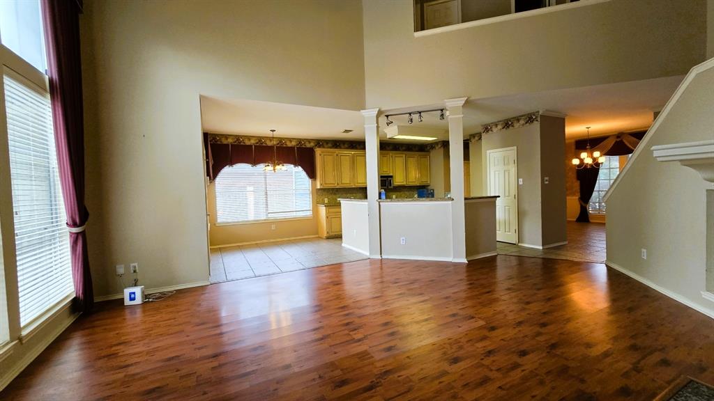 Photo 7 of 21 of 12726 Silverglen Estates Drive house
