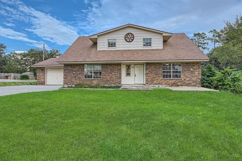 A home in Huffman