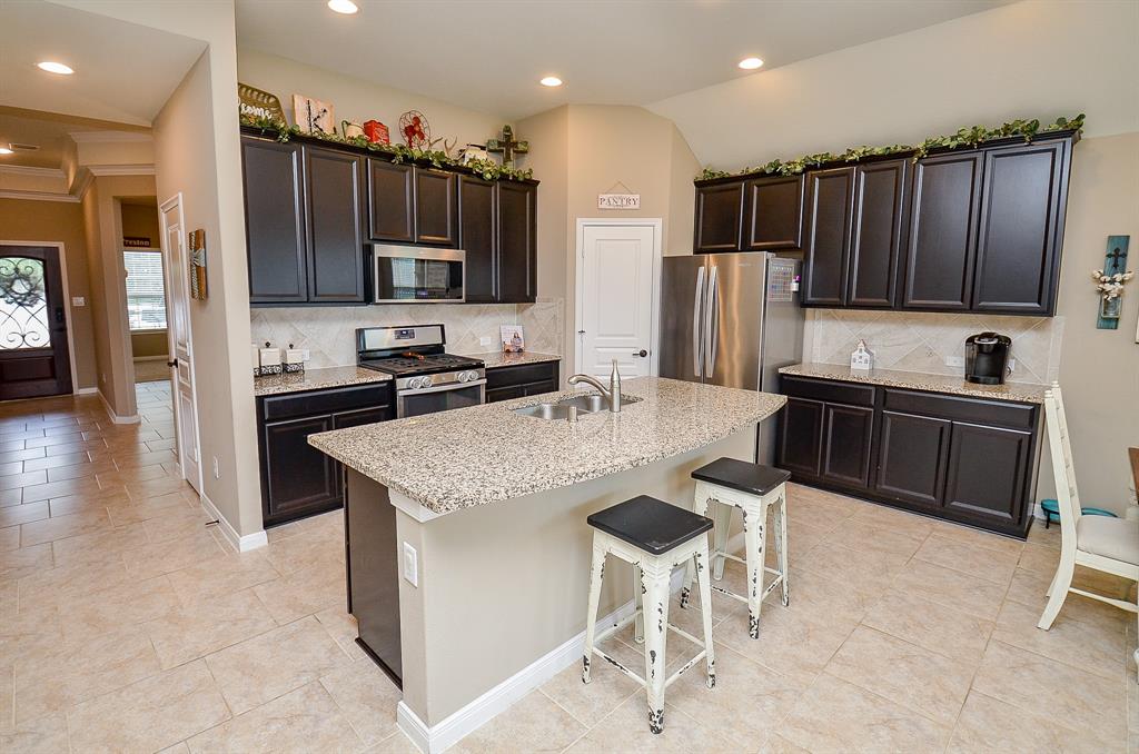 30201 Golden Sky Court, Brookshire, Texas image 19