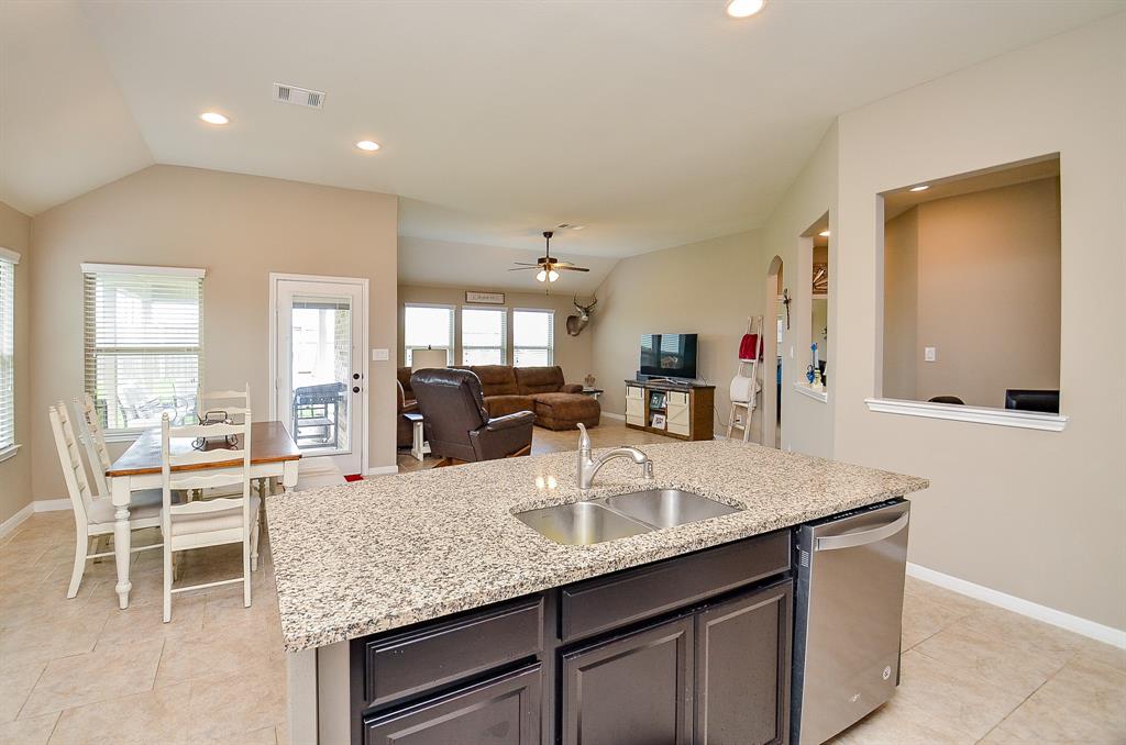 30201 Golden Sky Court, Brookshire, Texas image 17
