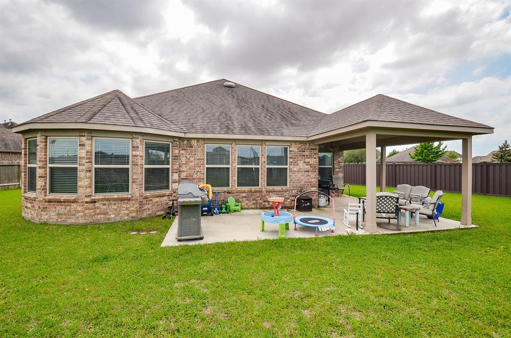 30201 Golden Sky Court, Brookshire, Texas image 5